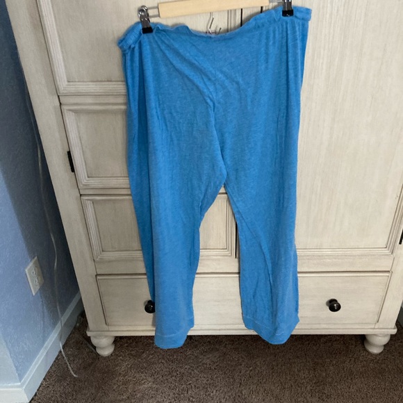 VS Pajama Matching Set - Picture 6 of 7